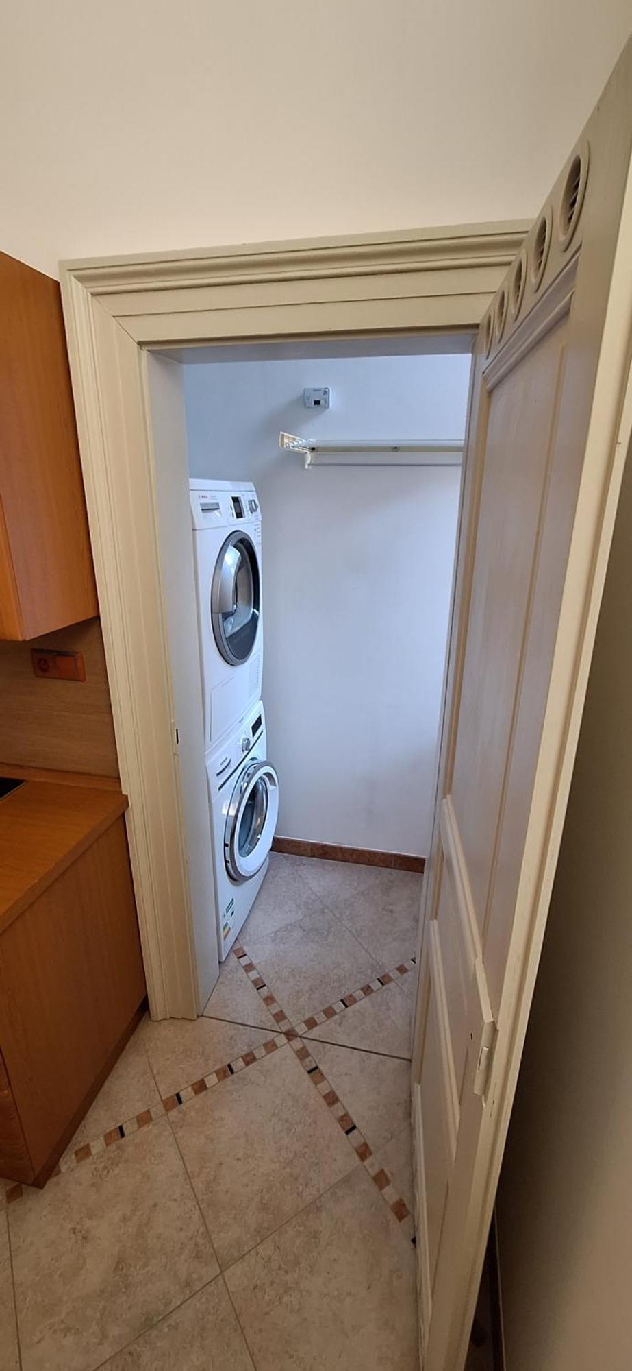 City Center Apartment Thomas No1 Praga Esterno foto